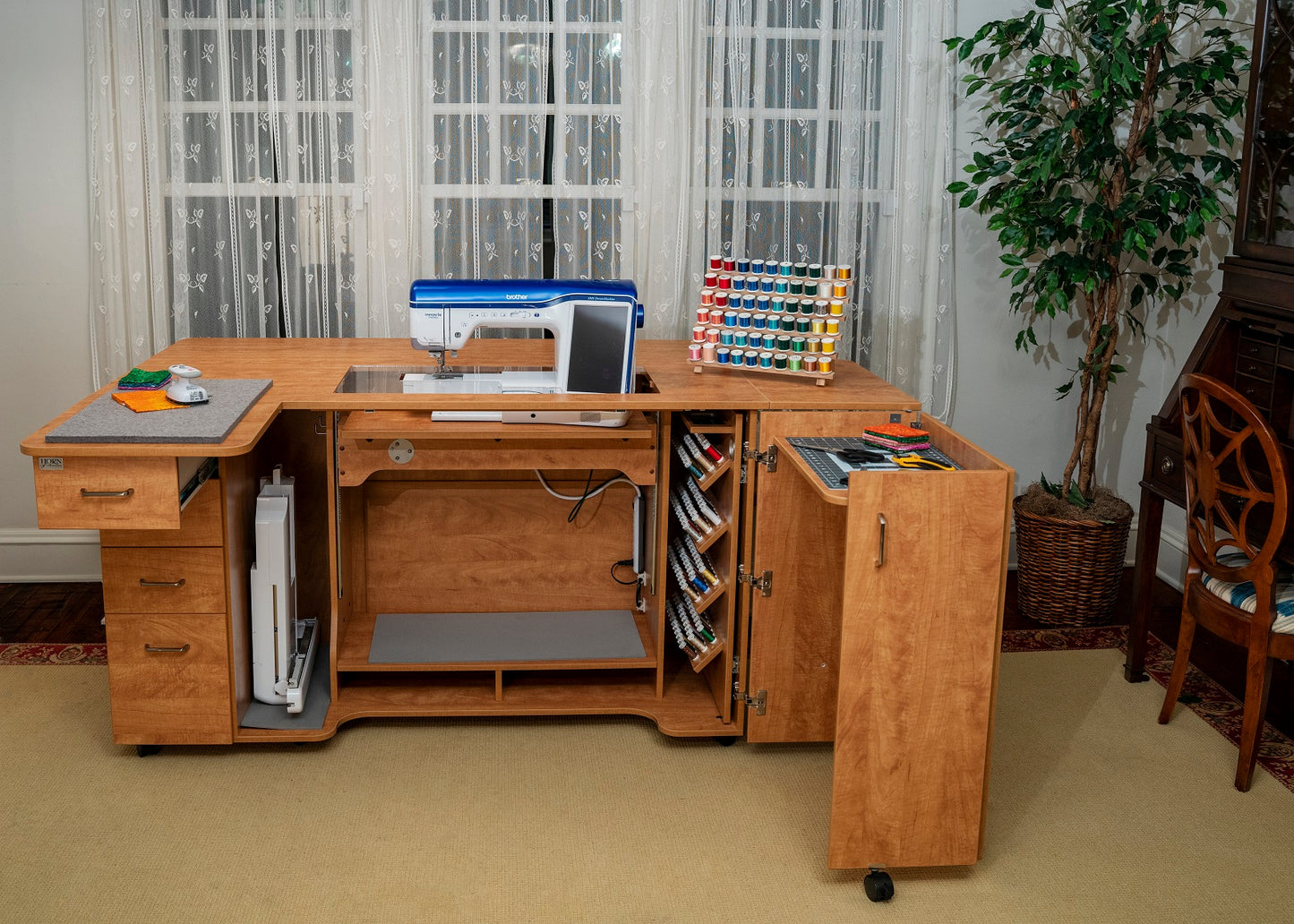 Horn 8479 Tall Combo Sewing / Quilting Cabinet