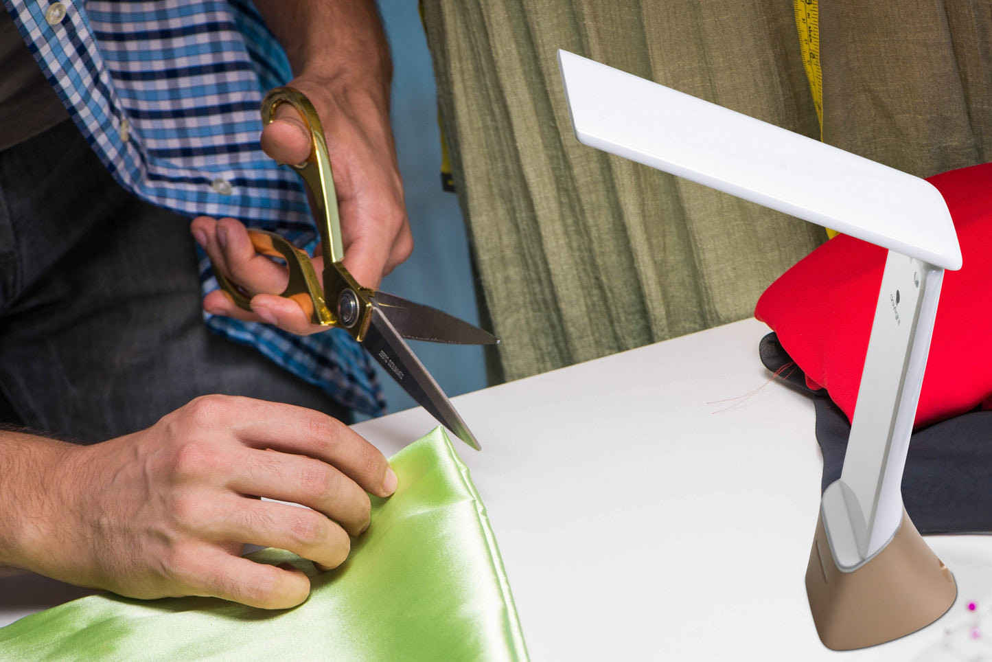 Smart Go Rechargeable Lamp UN1370