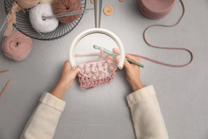 Magnificent Pro 3-In-1 Magnifying Lamp U25090