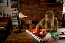 Cometa Table Lamp She Sewing Tables